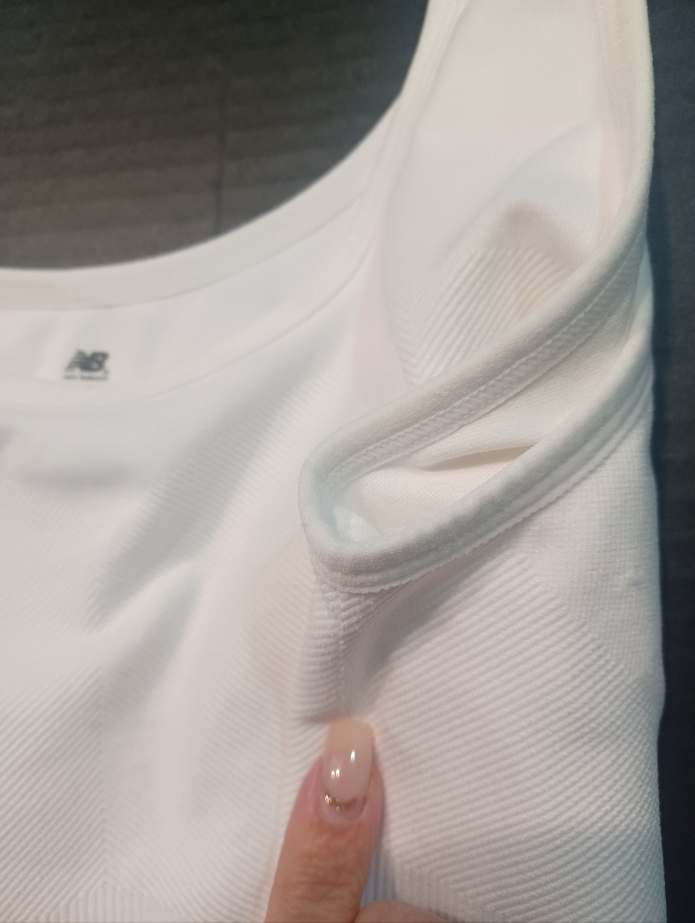 New Balance White Seamless Crop Sports Bra - Picture 6 of 6